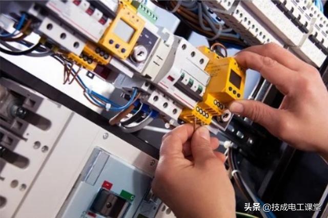 新能源汽车电路板有故障怎么处理