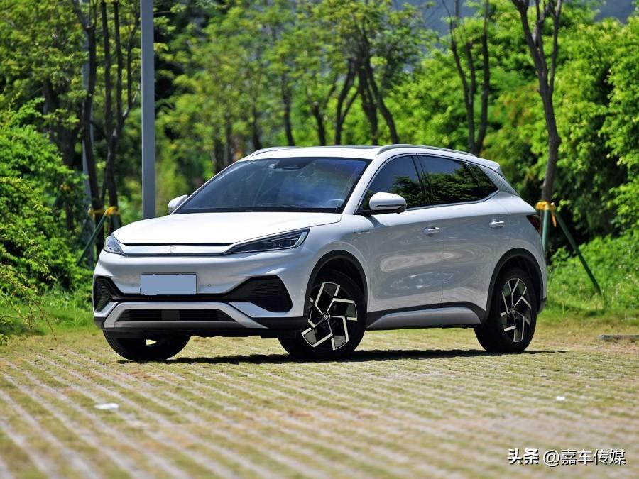 比亚迪元plus和海豚哪个好（元plus最受欢迎的颜色）