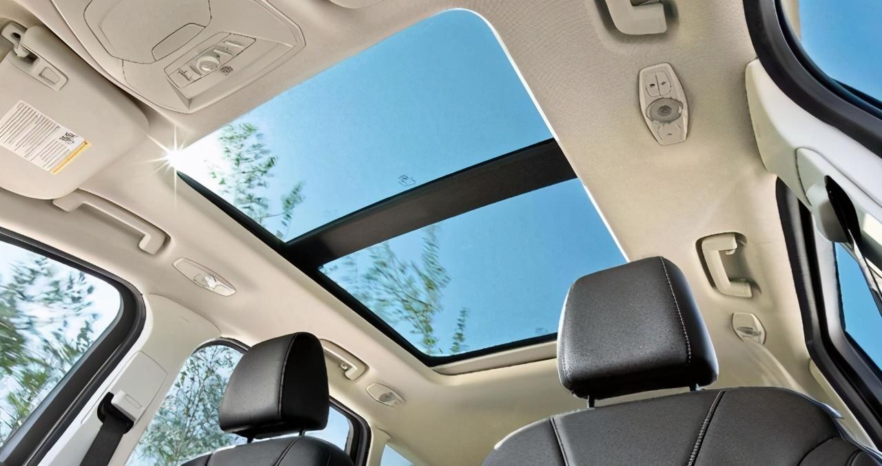 汽车天窗有没有必要贴膜（汽车天窗膜和玻璃膜有区别吗）
