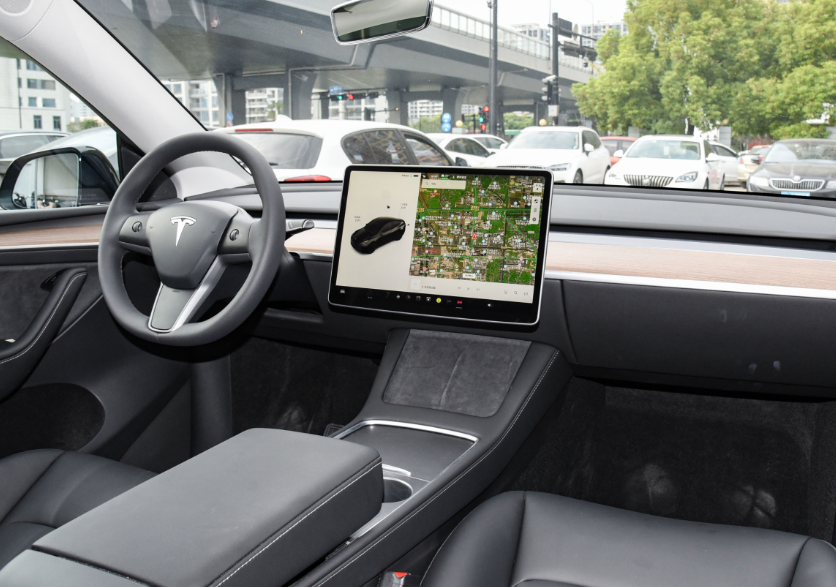 特斯拉suv30万左右（特斯拉的suv有哪几款）