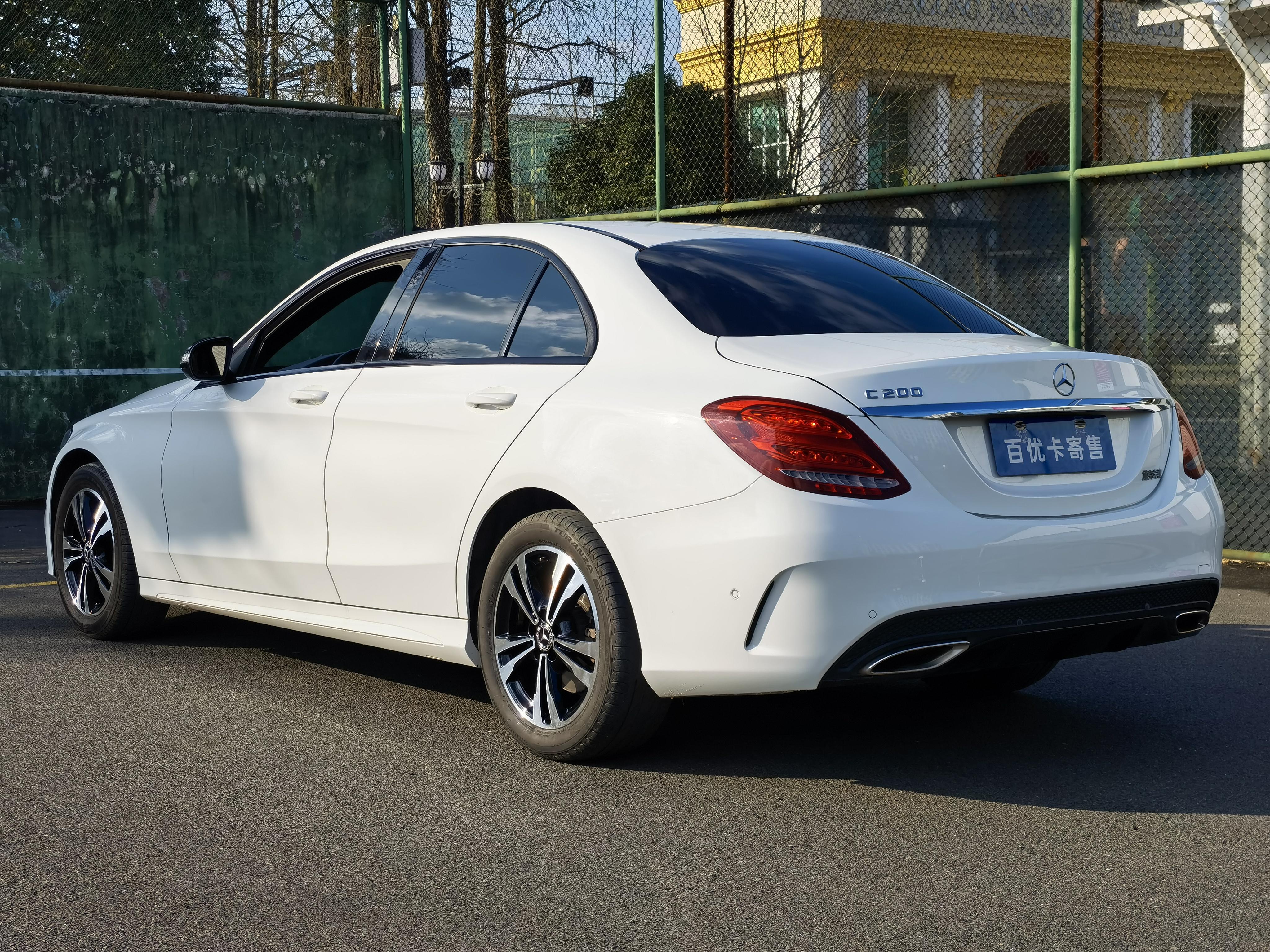 c200kompressor奔驰叫什么（奔驰c200功能详解）