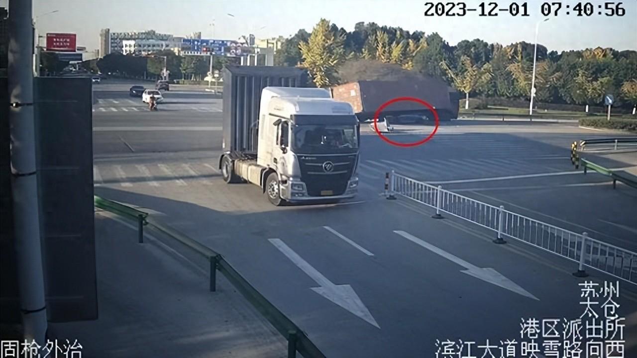 长安uni-v什么时候上市（长安univ被压扁官方回复送车）