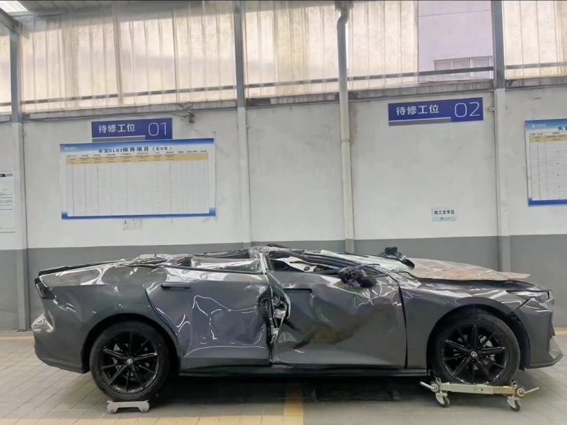 长安uni-v什么时候上市（长安univ被压扁官方回复送车）