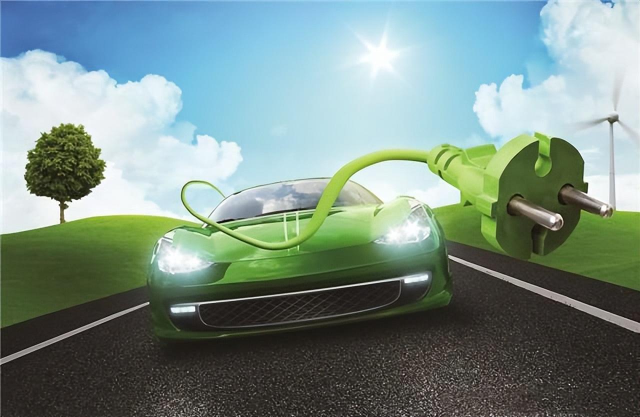 中国新能源汽车产销量全世界第一吗（新能源汽车产业链）
