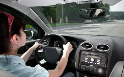 方向盘cancel按键是什么意思（cancel什么按键汽车）