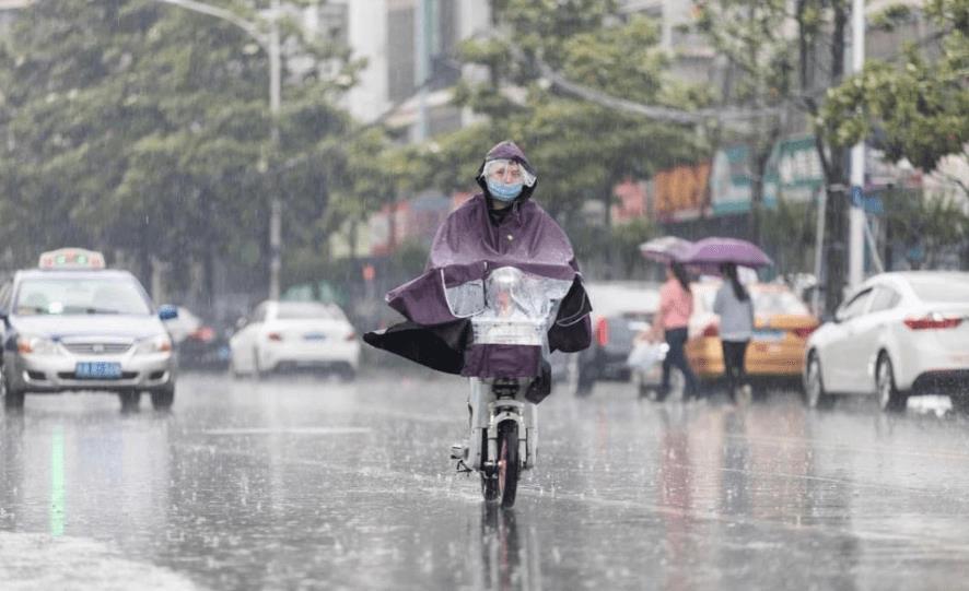 电瓶车淋雨一夜要紧吗（下雨天电动车需要遮盖吗）