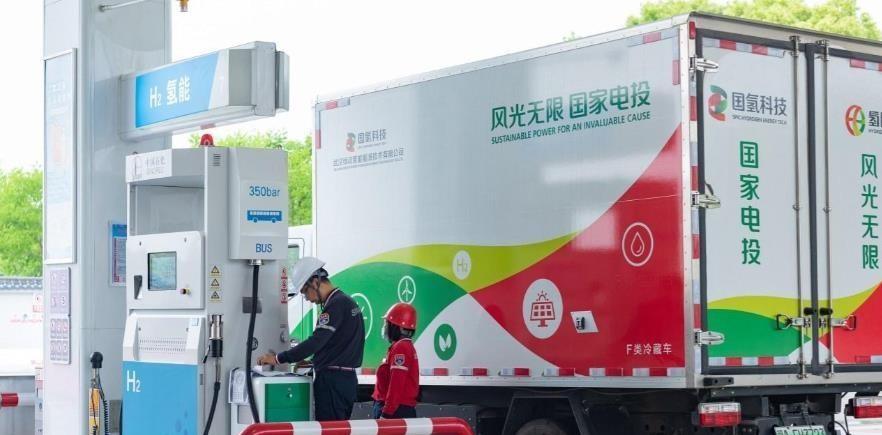 不用充电的电动车是什么原理（电动车自充电自发电好吗）