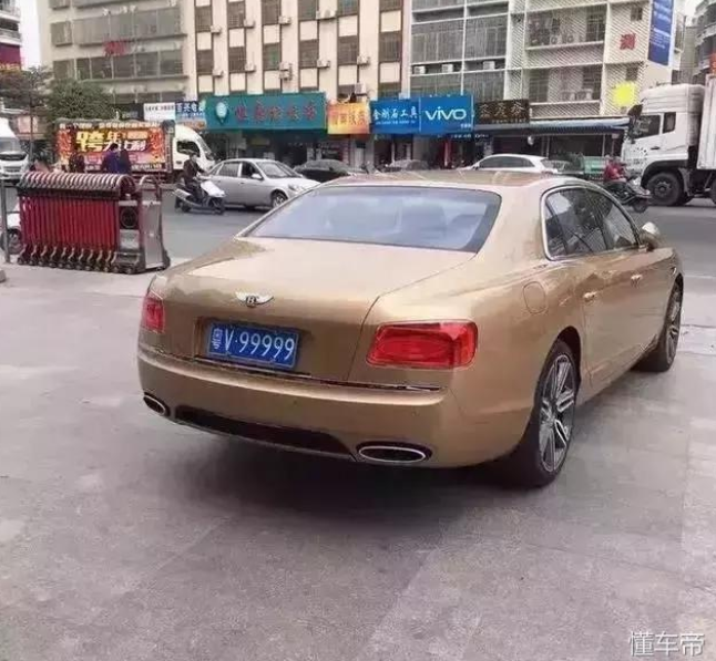 桂m是广西哪个城市的车牌（桂m88888面包车）