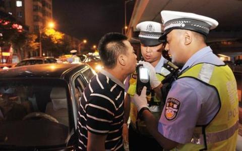 为什么早上不让查酒驾了（怎么判断隔夜酒已经散了）