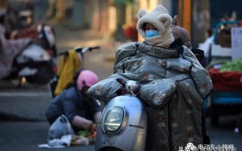 摩托车驾照网上报名流程（考摩托车驾照需要什么资料）